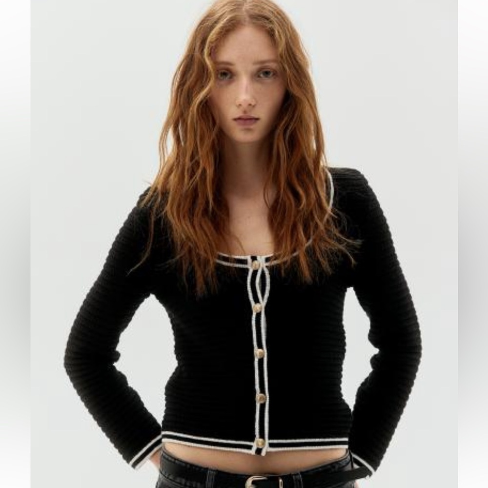 H&M TEXTURED-KNIT LOW-CUT CARDIGAN
